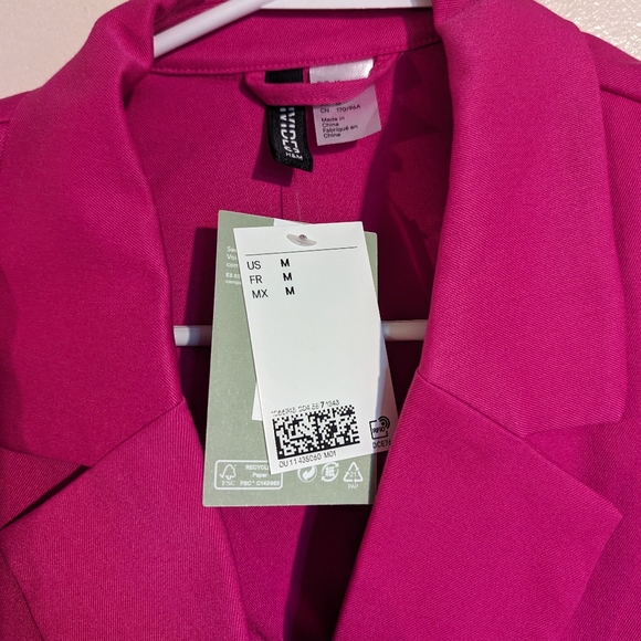 Cut out jacket dress - Picture 5 of 5